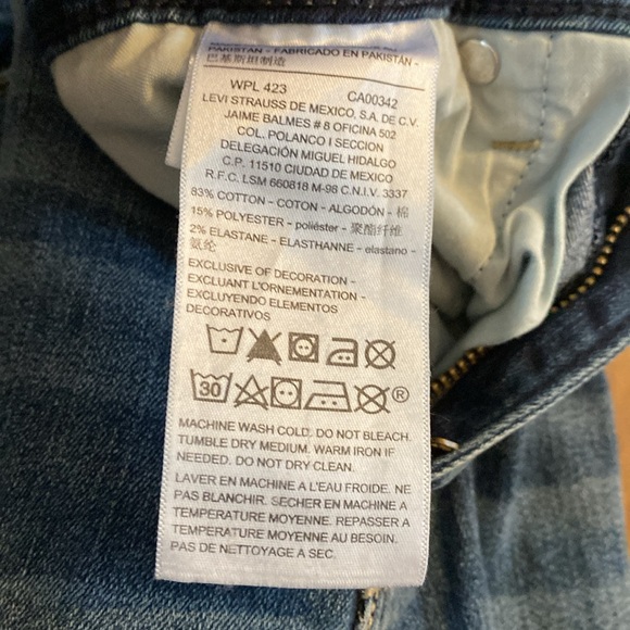 LEVIS Signature modern slim straight leg. Size 8m. 29”x32”. - Picture 8 of 9